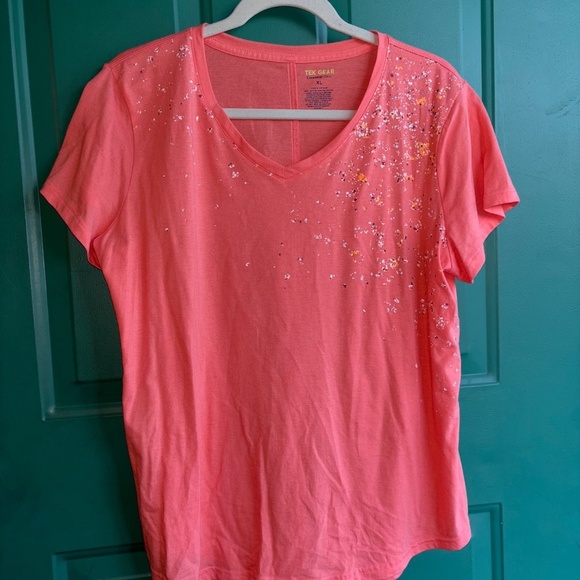 Lot of XL Tek Gear ladies tops - Picture 2 of 15